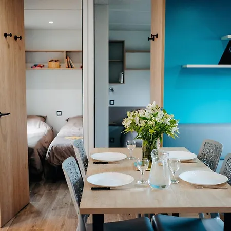 Les Lacs D'armagnac Campsite *