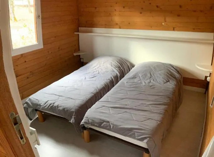 キャンプ場 Les Lacs D'armagnac *