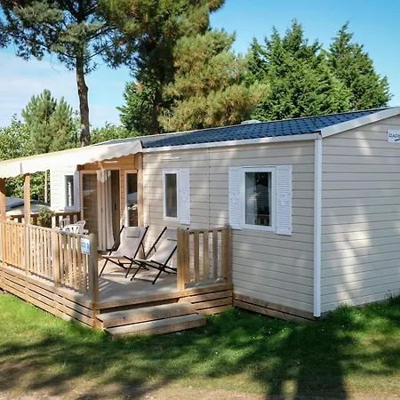 キャンプ場 Les Lacs D'armagnac Bretagne-d'Armagnac