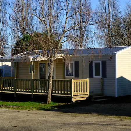 キャンプ場 Les Lacs D'armagnac Bretagne-d'Armagnac