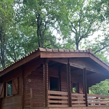 Camping Les Lacs D'armagnac Bretagne-d'Armagnac