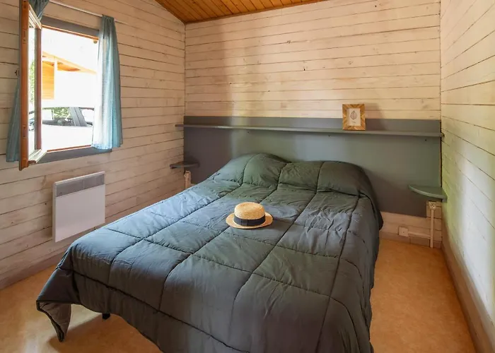 Camping Les Lacs D'armagnac *