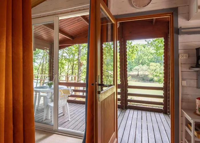 Camping Les Lacs D'armagnac Bretagne-d'Armagnac