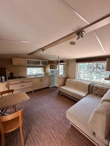 Les Lacs D'armagnac Camping Bretagne-d'Armagnac