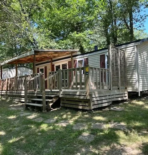 Camping Les Lacs D'armagnac Bretagne-d'Armagnac