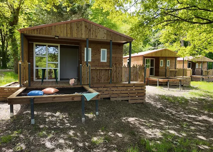 Les Lacs D'armagnac Camping *