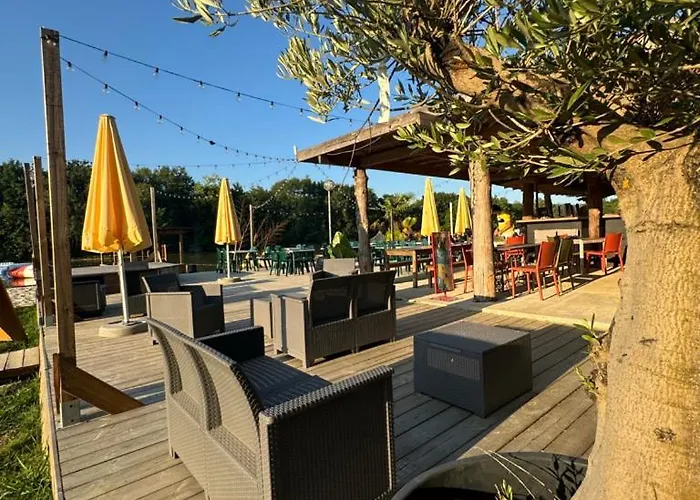 Camping Les Lacs D'armagnac Bretagne-d'Armagnac